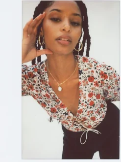 Cheap The Bennie - White Batik Floral Women Tops