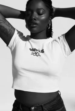 Store Zodiac Tee - Aquarius Women Tees